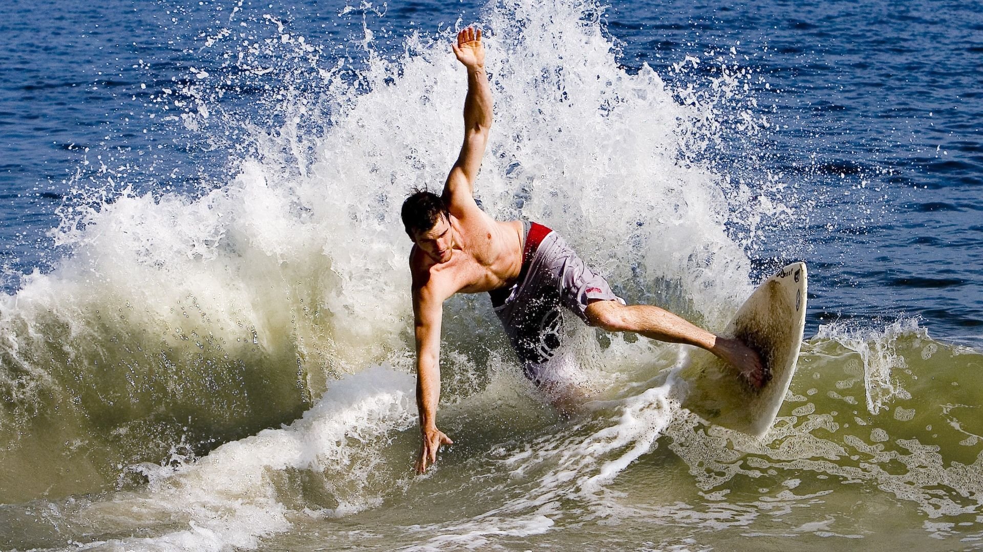 乡村足球联赛，点燃乡村的运动热情，村级足球场 乡村振兴